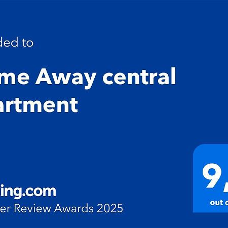 Home Away Main Square Apartment 포프라트 외부 사진